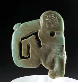Costa Rican Greenstone Bird Pendant, Linea Veija Period
