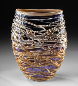 Linda Allyn Glass Vase w/ Trailing (2005)