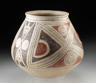 Casas Grandes Polychrome Pottery Jar