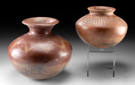 Two Chupicuaro Pottery Jars - Lines & Grooves