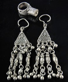 Bedouin Silver Ring & Nickel Brass Earrings