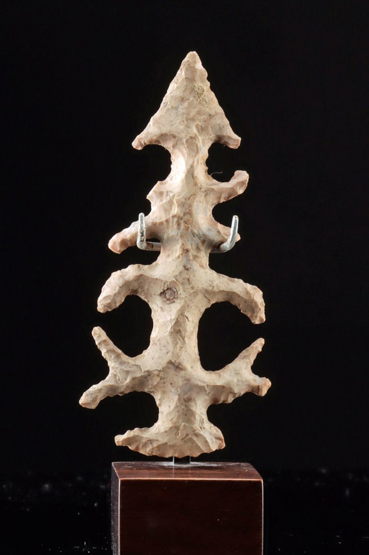 Maya Eccentric Flint Chert Symbol of Divine Power (1 of 2)