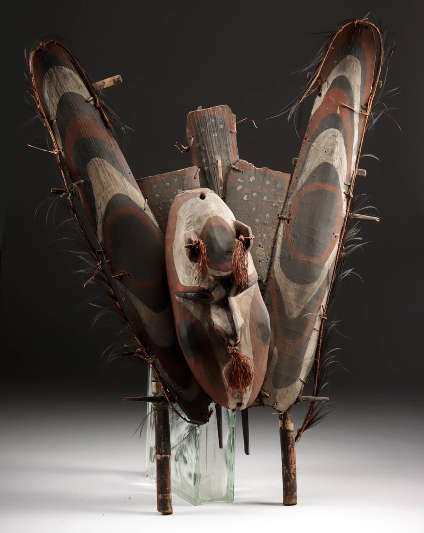 Papua New Guinea Sepik River Canoe Prow Shield (1 of 3)