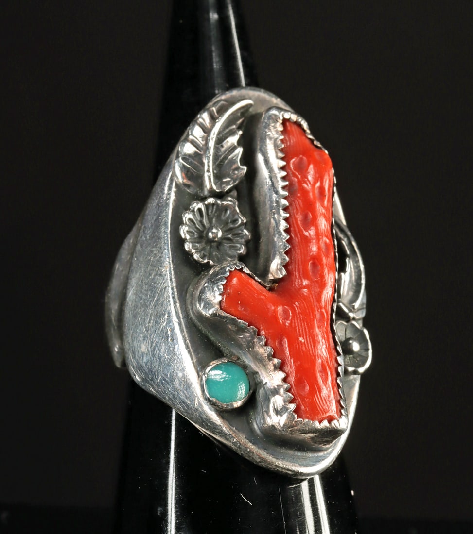 Native American Navajo Sterling Silver & Coral Ring (1 of 3)