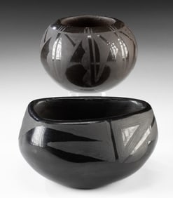 Group of 2 Santa Clara Pueblo Blackware Jars