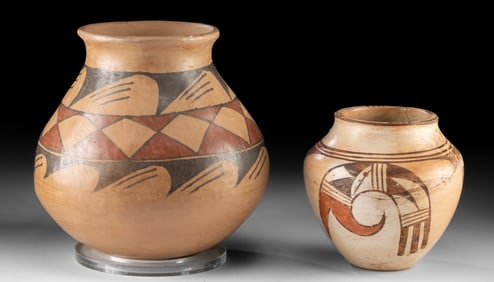 Mata Ortiz Pottery Jar & Hopi Sikyatki Revival Jar
