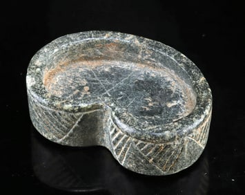Bactrian Schist Heart-Shaped Container