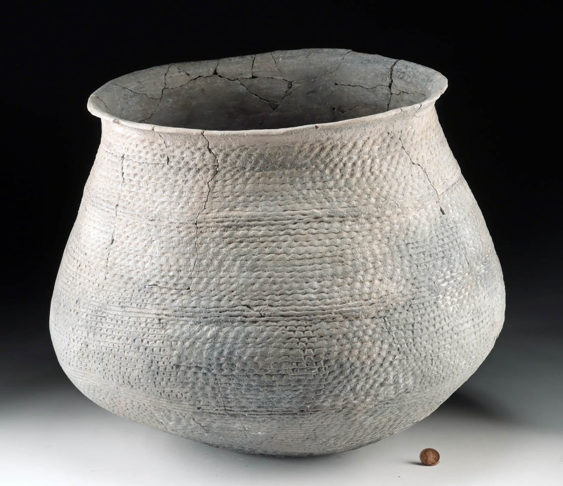 Massive Ancient Mogollon Corrugated Pottery Storage Jar (1 of 4)