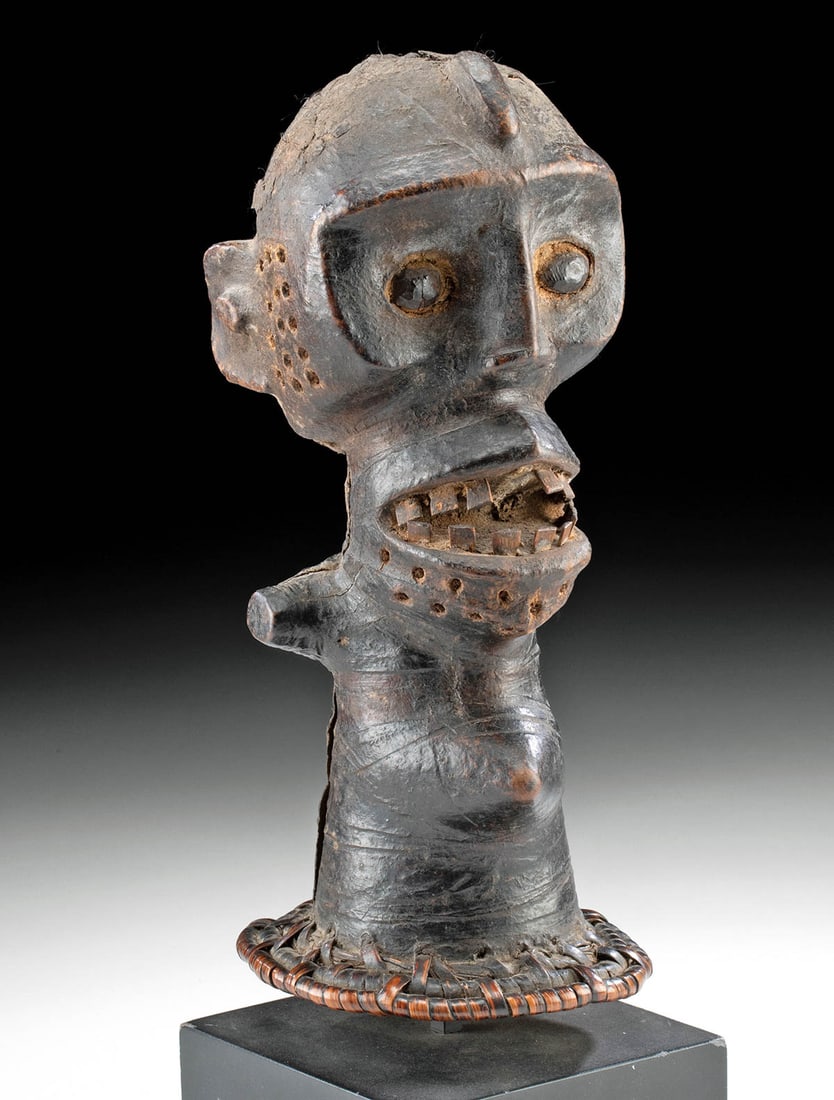 Nigerian Cameroon Wood Ancestral Crest (1 of 4)