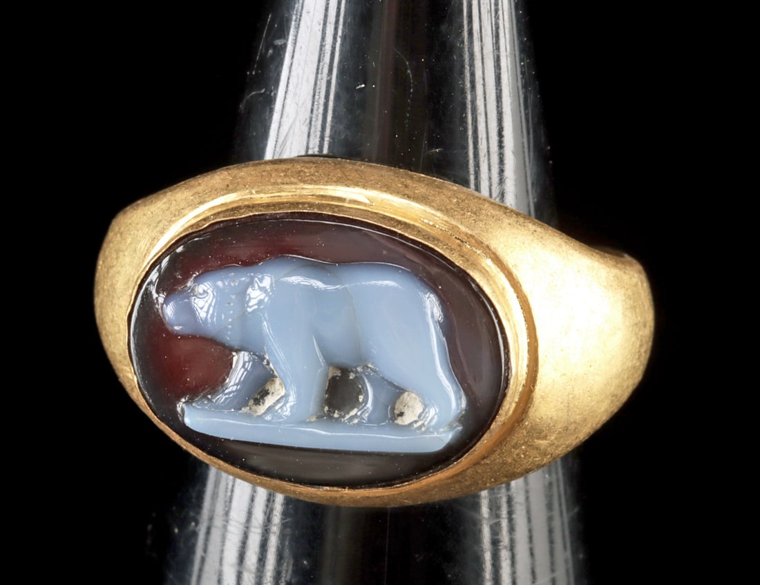 Roman Gold Ring w/ Agate Cameo of Striding Bear (1 of 3)