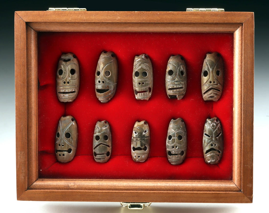 Maya Oliva Shell Carved Skull Faces Tinkler Beads, 10pc (1 of 4)