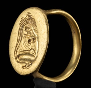 Neoclassical Gold Ring of Crouching Venus w/ Veil, 20K+