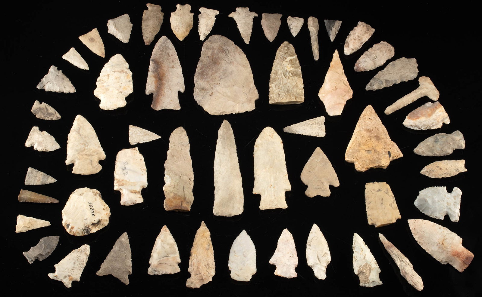 52 Native American Knapped Stone Arrowheads & Tools (1 of 2)