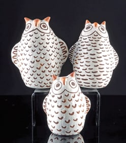 Charming Acoma Pueblo Pottery Owl Family, 3 pcs