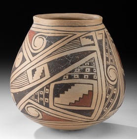 Casas Grandes (Paquim) Ramos Polychrome Vessel