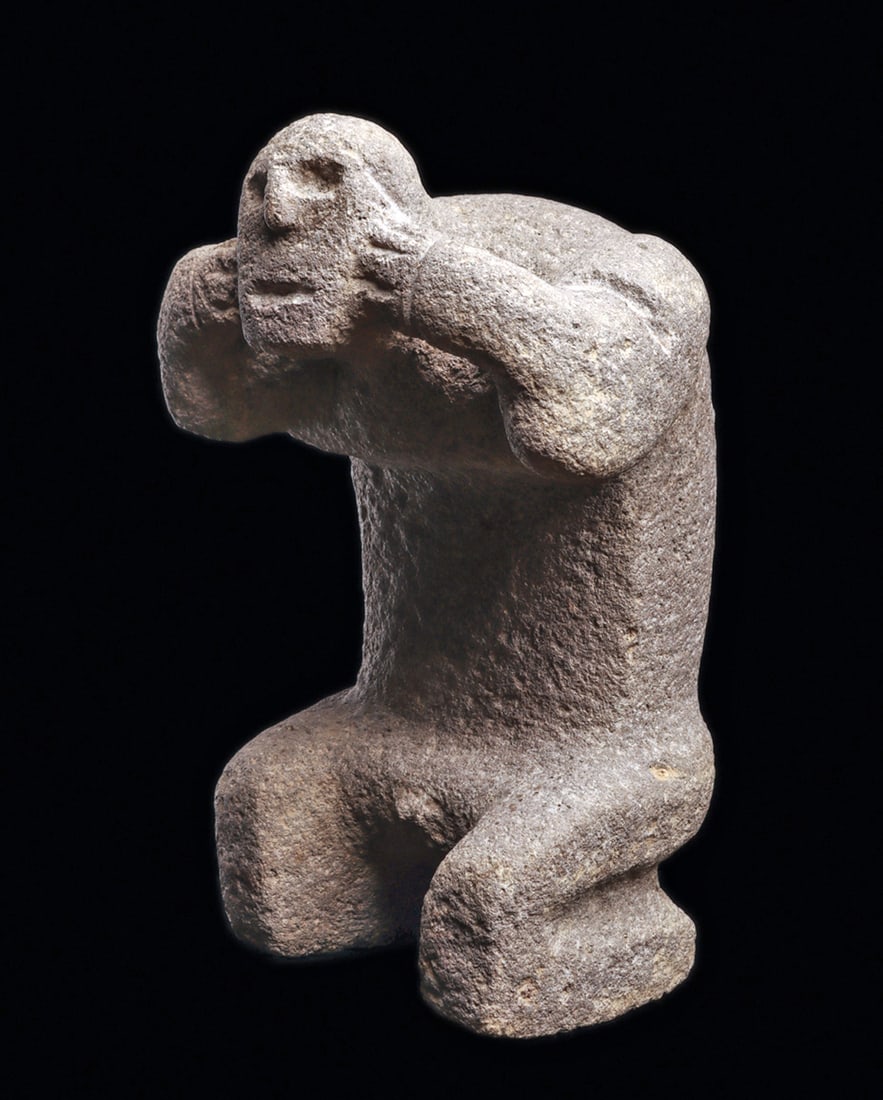Jalisco Stone Kneeling Figure (1 of 1)