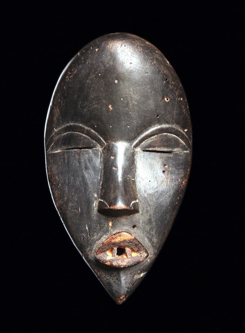 Dan Deangle Mask (1 of 1)