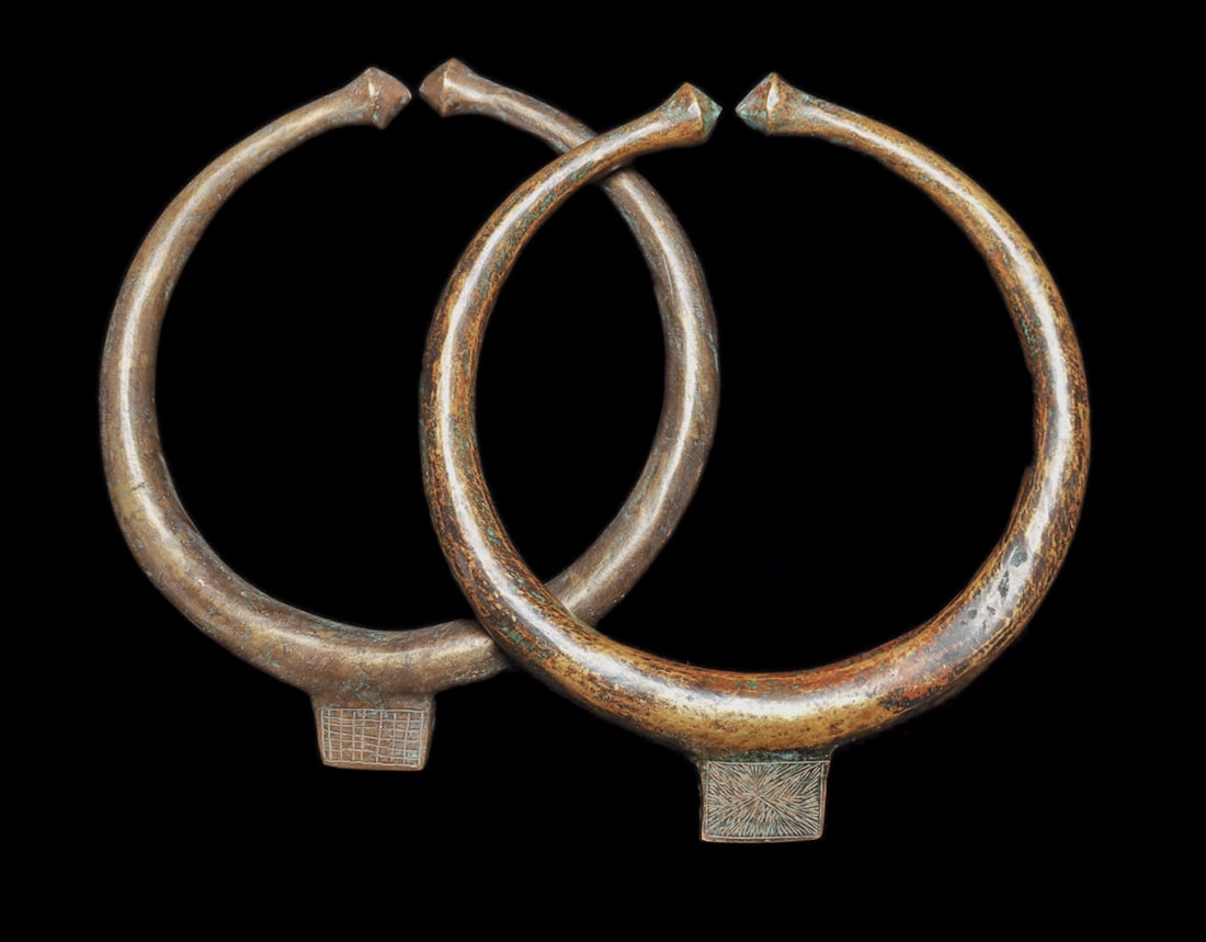 Teke Chief's Collars (2) (1 of 1)