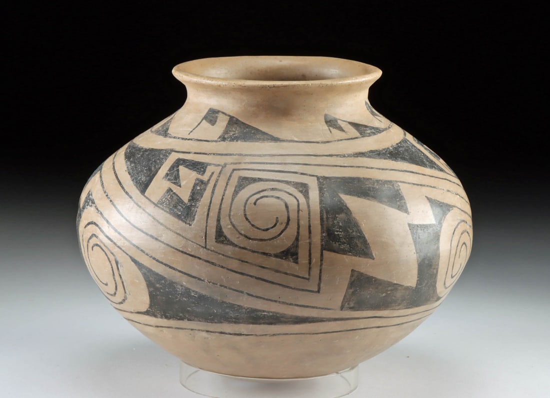 Casas Grandes Black on Buff Pottery Olla (1 of 3)