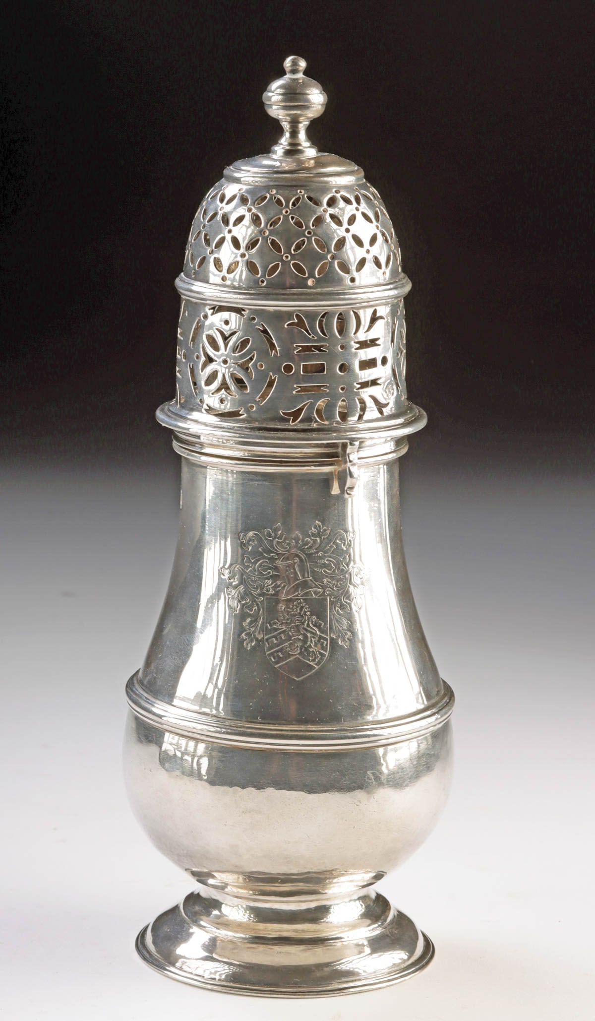 1895 English Britannia Silver Sugar Caster w/ Crest: Northern Europe, England, late Victorian era, ca. 1895 CE. A handsome English silver sugar caster of elegant baluster form, crafted in London in 1895 by Daniel and John Welby, among the most