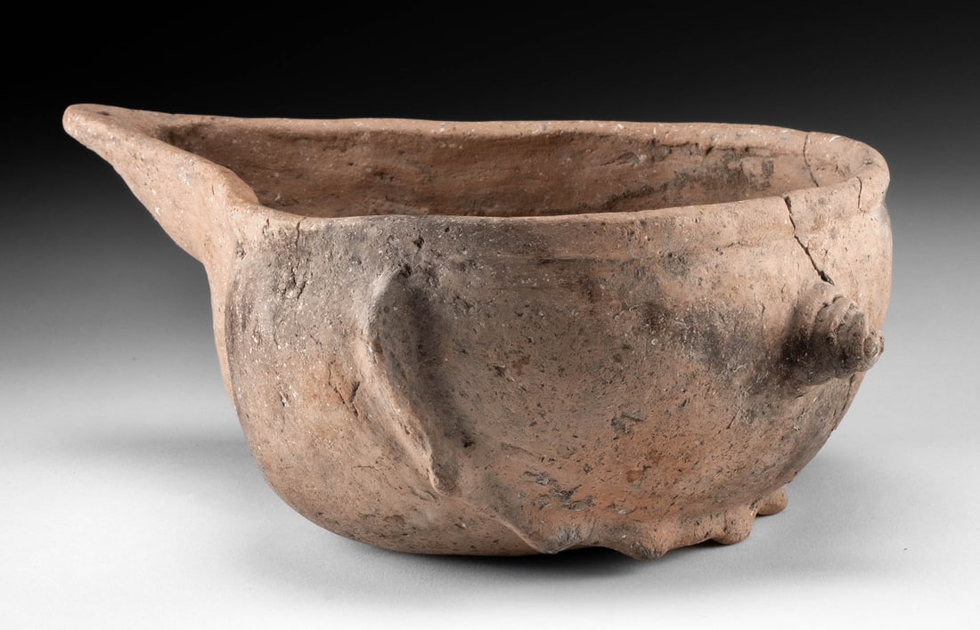 Mississippian Pottery Whelk Shell Effigy Basin, ex Wolf (1 of 4)