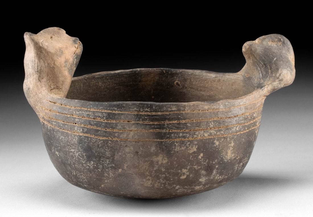 Caddo Hood Engraved Rattle Wolf & Duck Bowl, ex D. Wolf (1 of 4)