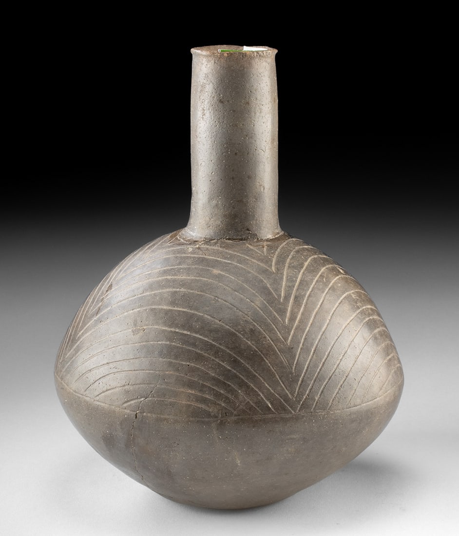 Mississippian Caddo Bailey Engraved Bottle - Trailed (1 of 3)