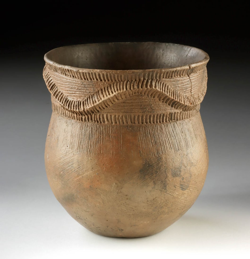 Mississippian Avery Engraved Pottery Jar (1 of 3)
