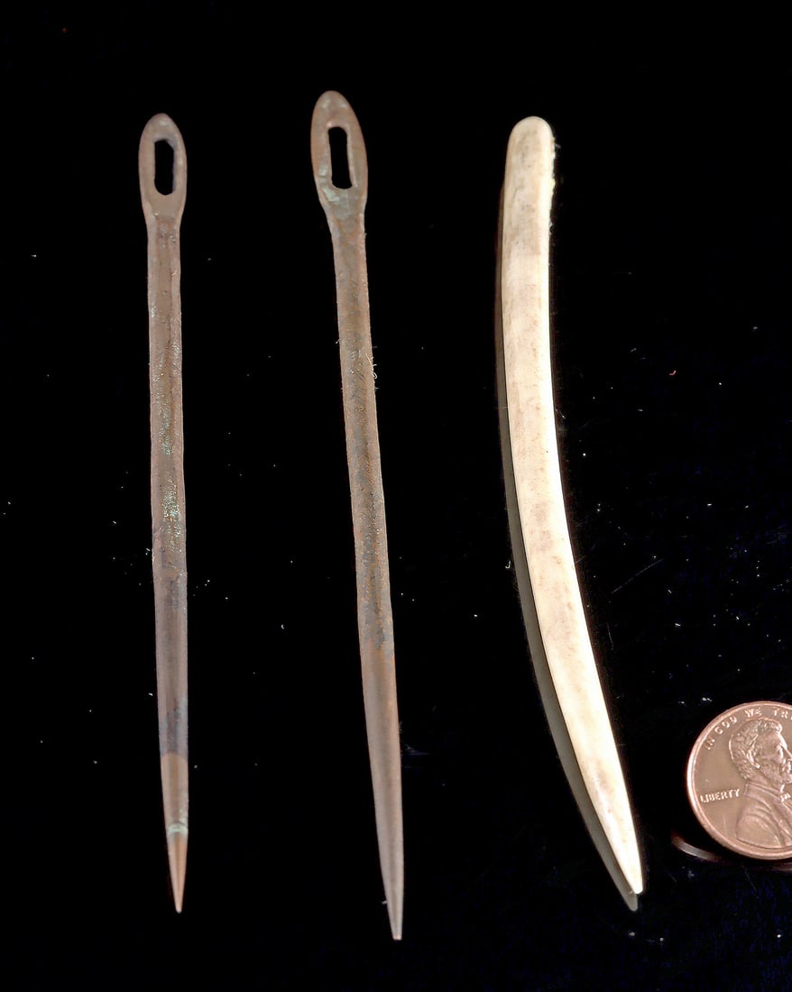Native American Bone Awl & Two Copper Needles: Please xrf to see if there is any chance this is human. Provenance: private Sheffield, Massachusetts, USA collection All items legal to buy/sell under U.S. Statute covering cultural patrimony Code 26