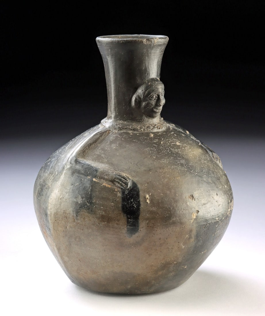 Chimu Blackware Portrait Bottle (1 of 6)