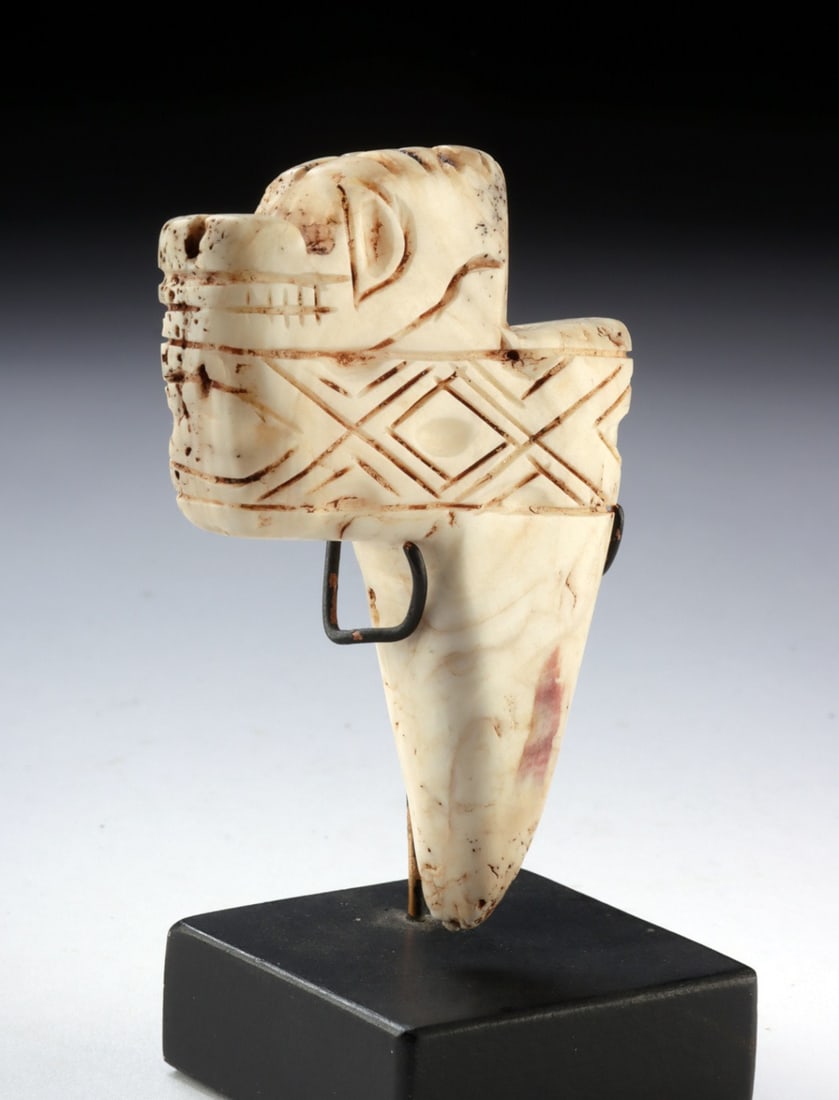 Pre-Columbian Chimu Shell Abstract Animal Pendant (1 of 5)