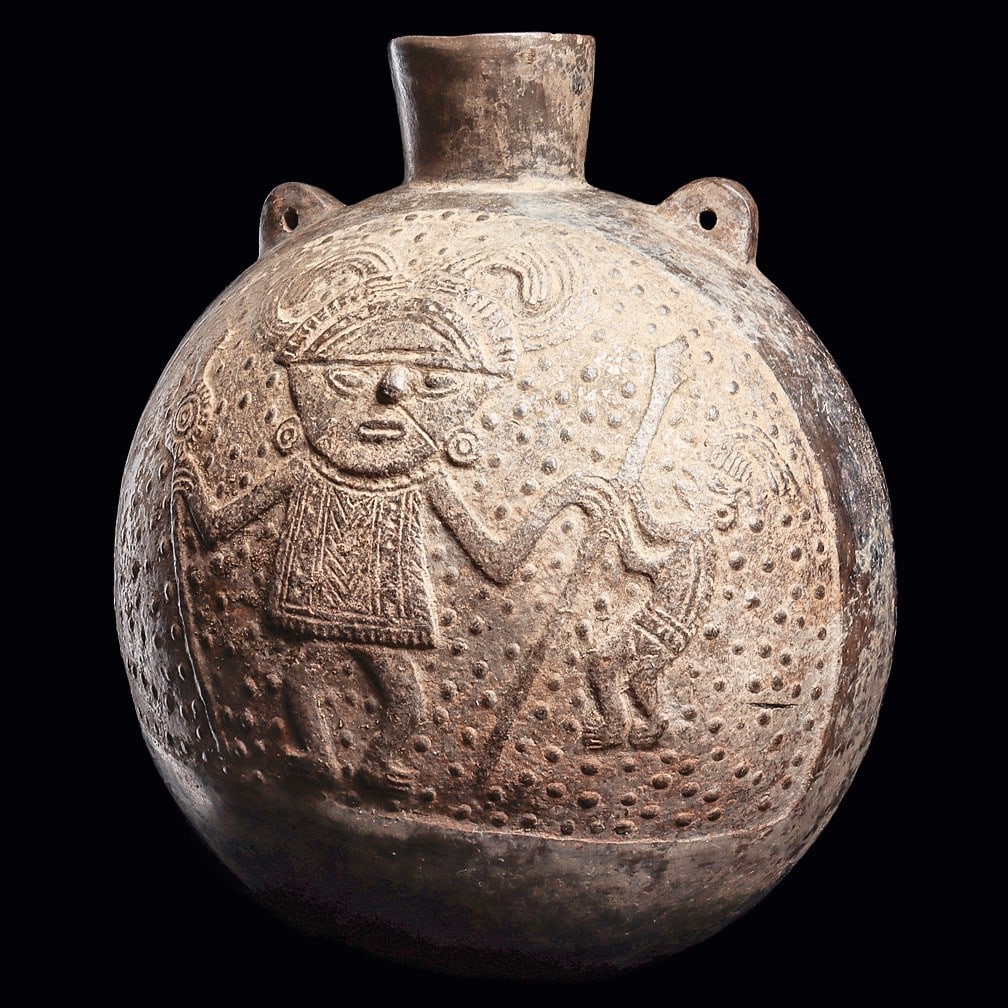 Chimu Blackware Warrior Vessel (1 of 4)