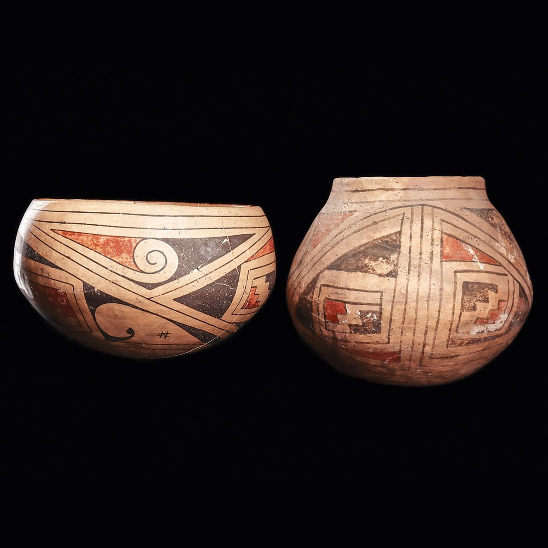 Casas Grandes Decorated Bowl & Olla (2) (1 of 4)