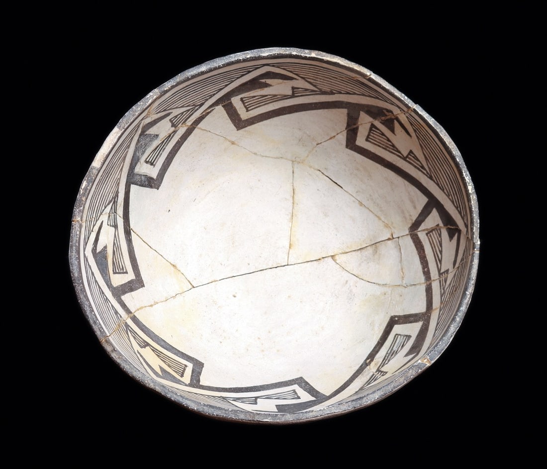 Anasazi / Chupadero Black on White Decorated Bowl (1 of 4)