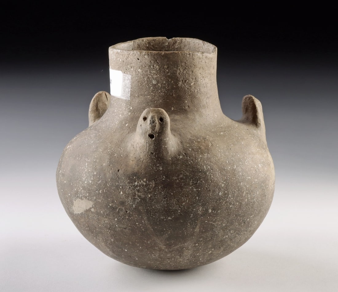 Mississippian Triple Human Head Effigy Jar (Sculpted Faces) (1 of 4)