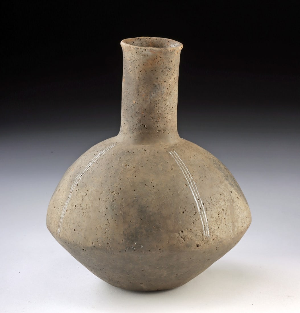 Mississippian Caddo Bottle - Incised Shoulders (1 of 4)