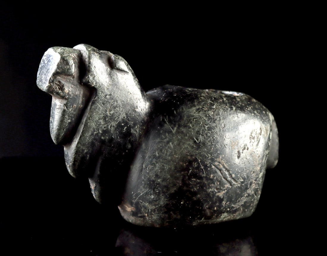 Incan Black Stone Llama Canopa Effigy (1 of 3)