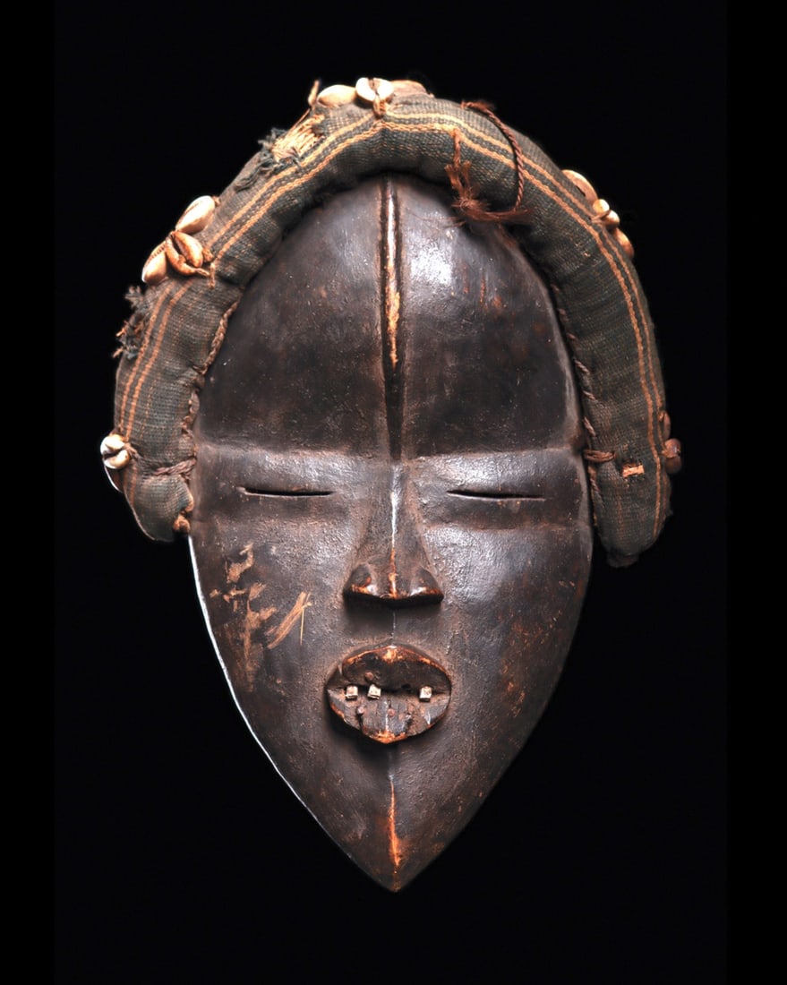 Large Dan Mask (1 of 4)