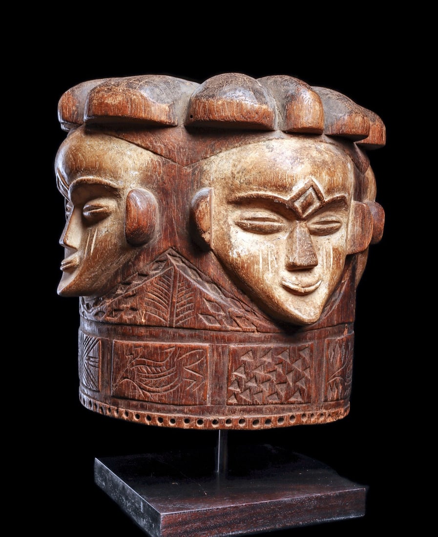 Decorative Fang Helmet (1 of 4)