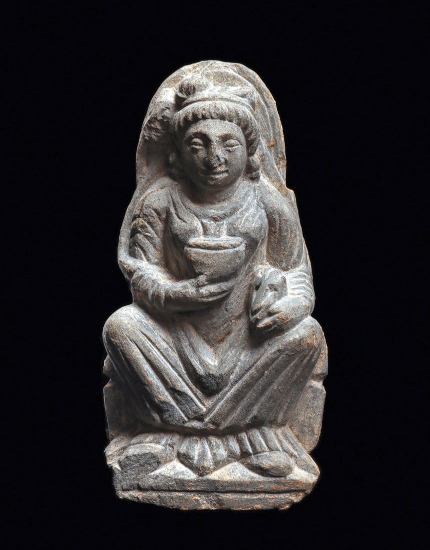 Ghandaran Seated Supplicant (1 of 4)