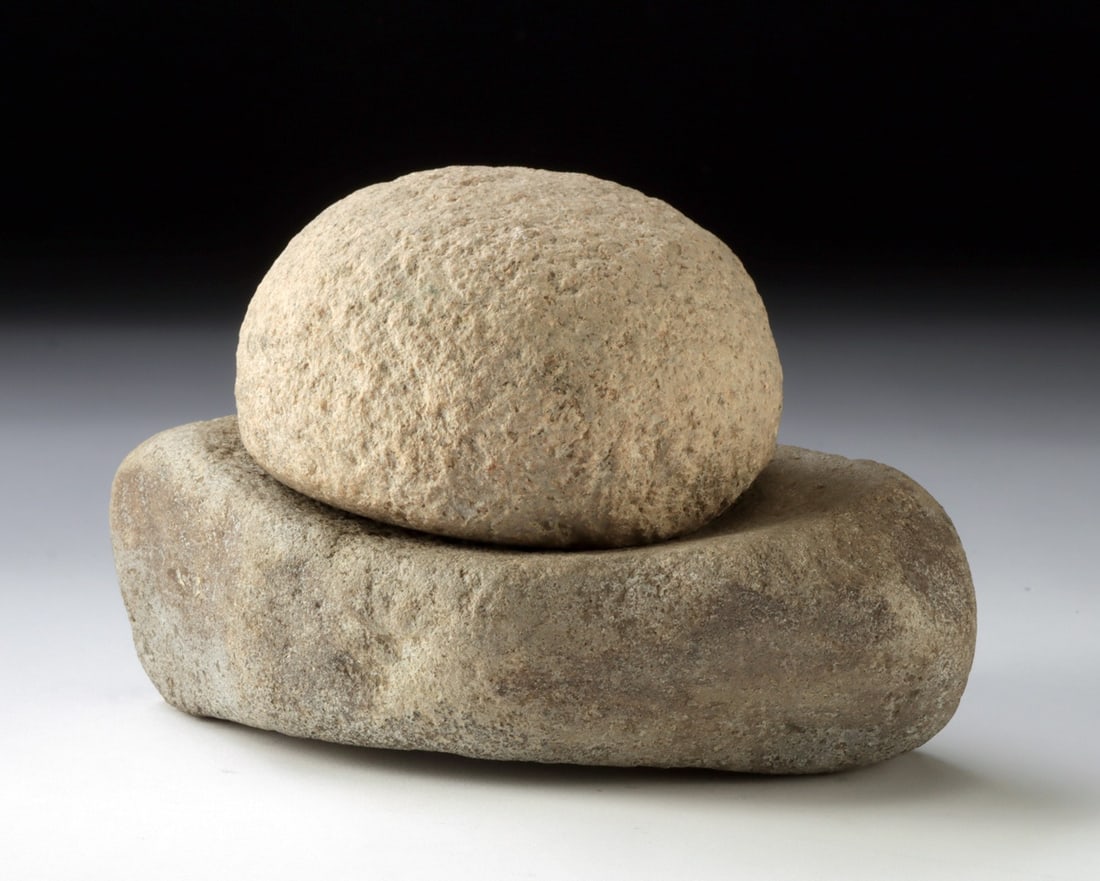 Prehistoric Native American Stone Metate & Mano Grinding Set (1 of 3)