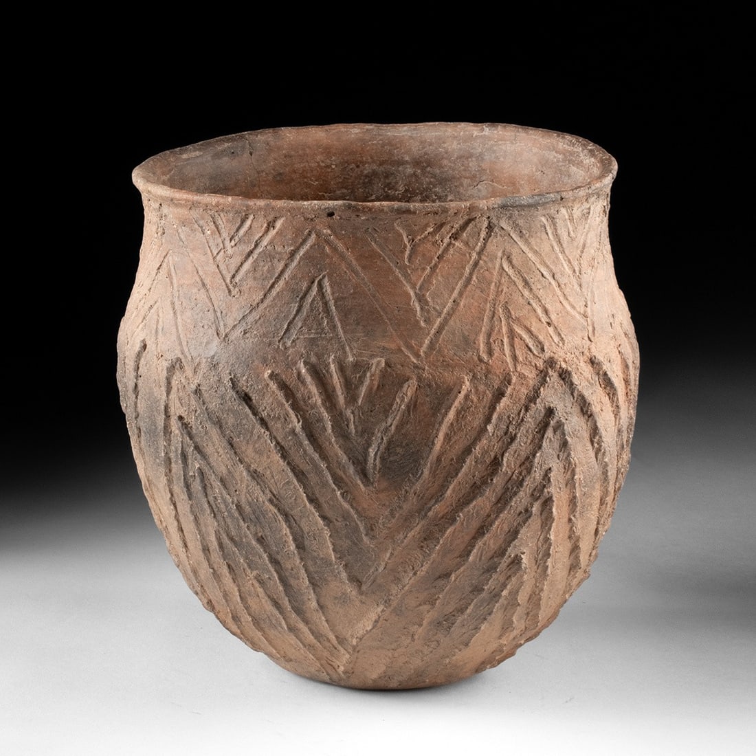 Mississippian Caddo Harleton Applique Pottery Jar (1 of 4)