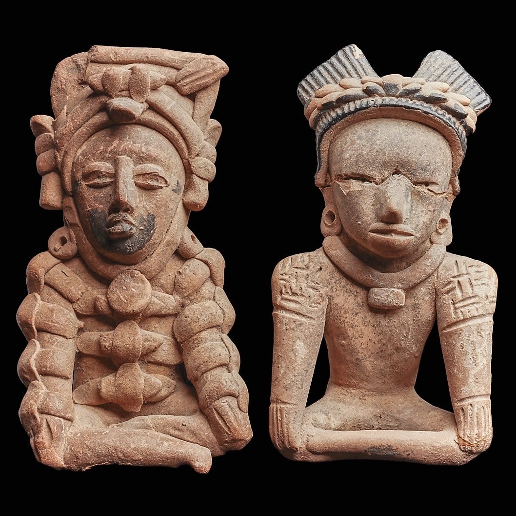 Veracruz Seated Figures (2) (1 of 5)
