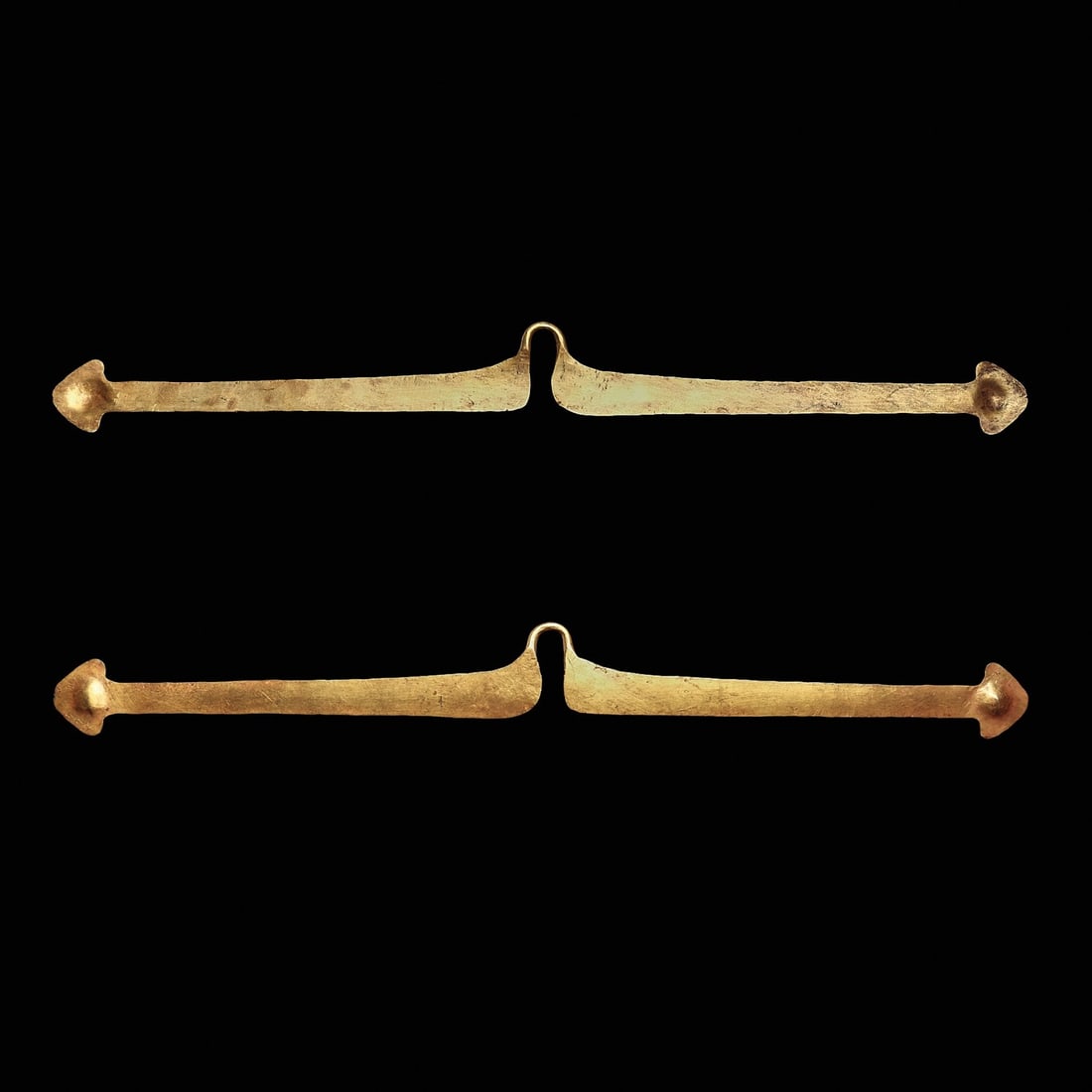 Sinu Very Long Gold Nose Ornament (1 of 3)