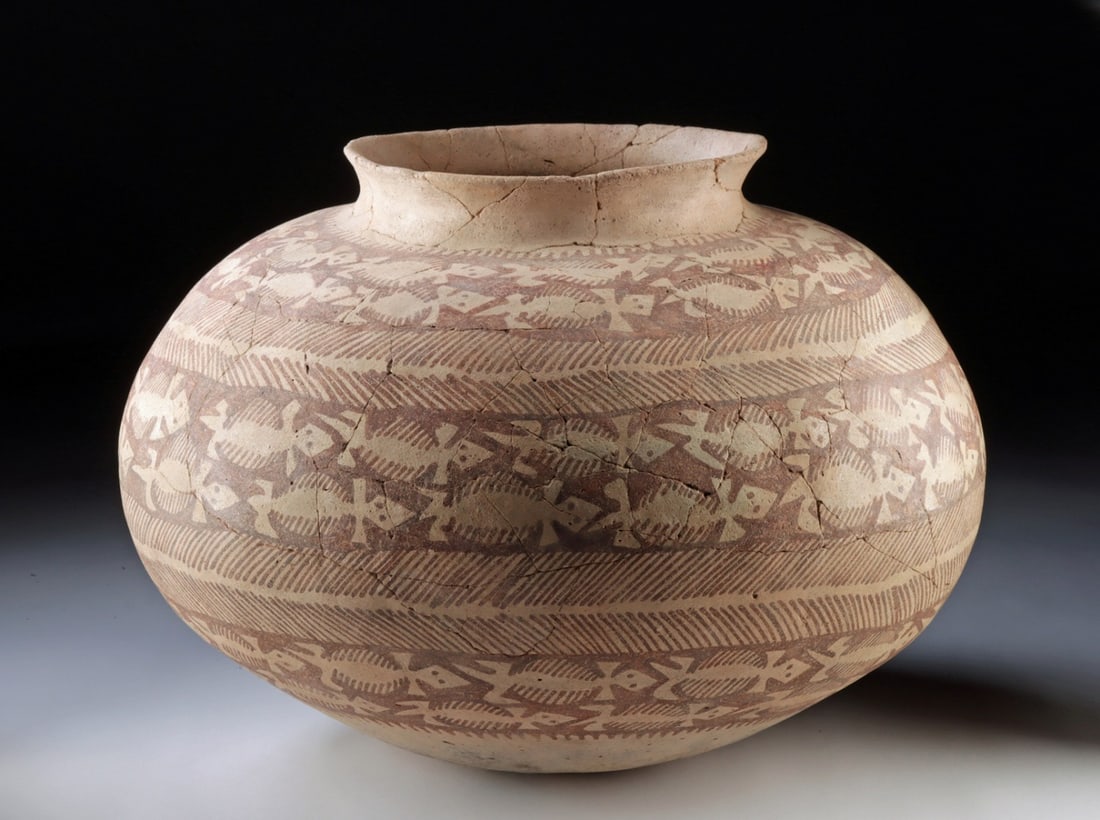 Large Hohokom Vessel with Lizard Pattern, Anasazi - 2