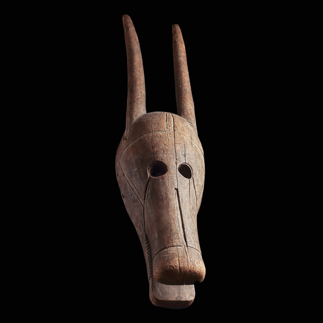 Bamana Mask: Provenance: Collection of Dr. Oliver Cobb, WA. Notice: We coordinate worldwide shipping to most destinations, overseeing every detail in-house to guarantee a smooth and exceptional delivery