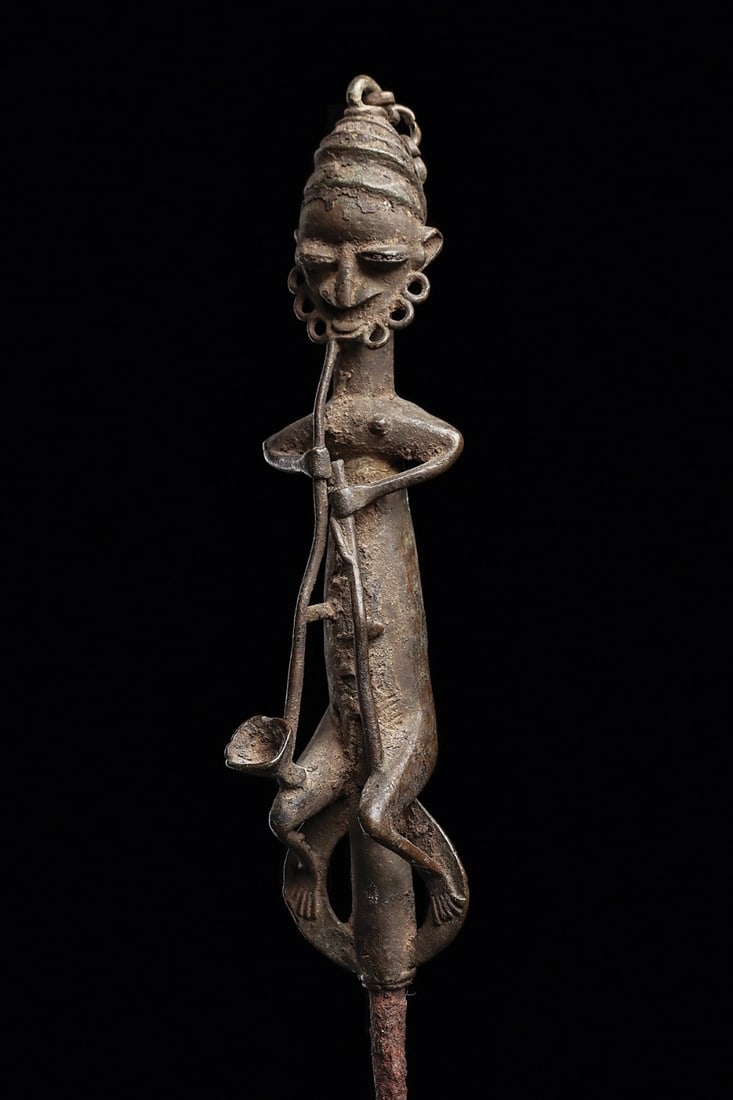 Ogboni Metal Figure With Pipe (1 of 3)