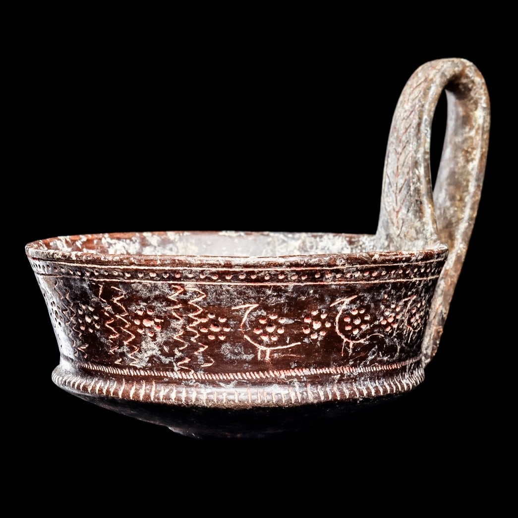 Etruscan Decorated Bucchero Kyathos (1 of 4)
