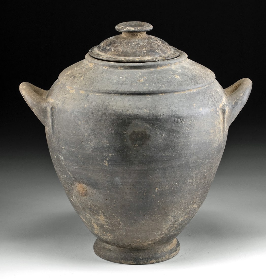 Etruscan Pottery Bucchero Ware Lidded Urn (1 of 6)