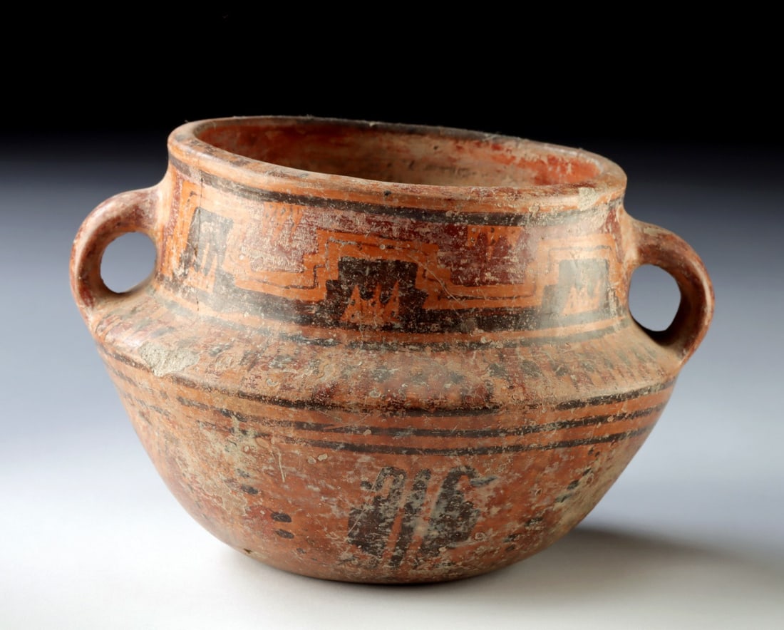 Maya El Salvador Geometric Painted Pottery Jar (1 of 3)